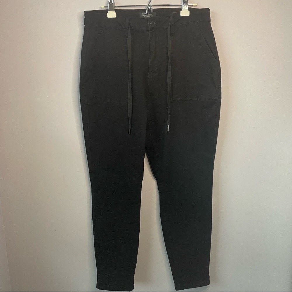 Judy Blue Women's High Waist Black Jogger Jeans Stretch Denim Size 14W - Picture 5 of 16